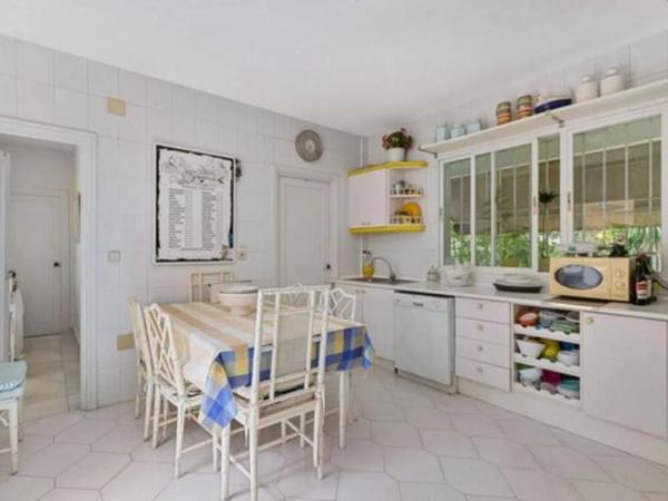 Casa independiente en calle Arcadia