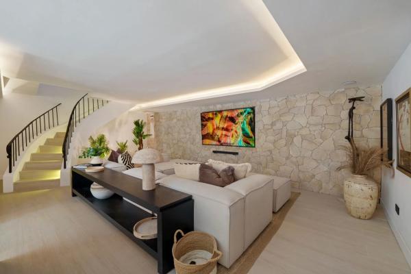 Casa independiente en avenida Calderón de la Barca, 10