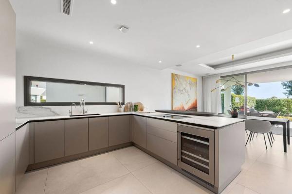 Chalet adosado en calle Real