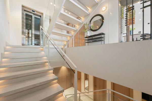 Chalet adosado en calle Real