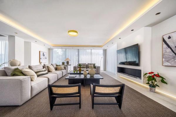 Casa independiente en calle Orellana s/n