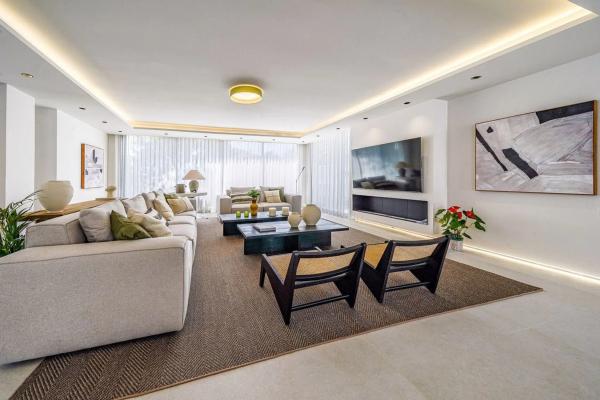 Casa independiente en calle Orellana s/n