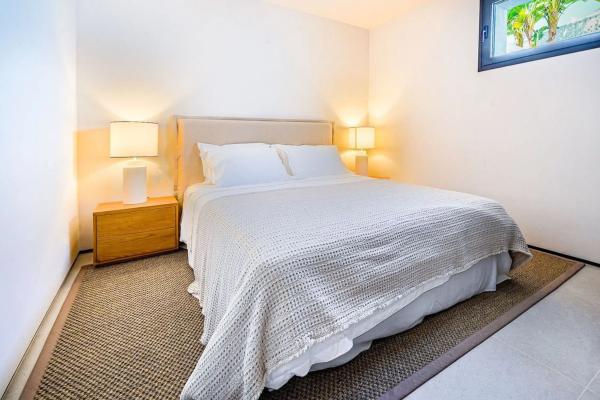 Casa independiente en calle Orellana s/n