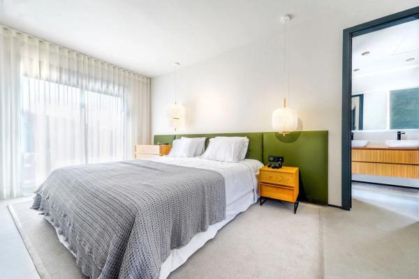 Casa independiente en calle Orellana s/n