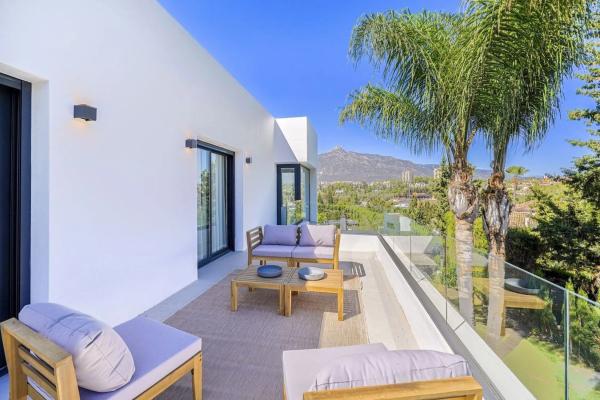 Casa independiente en calle Orellana s/n