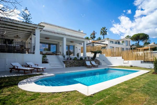 Casa independiente en avenida Generalife, 27 -25