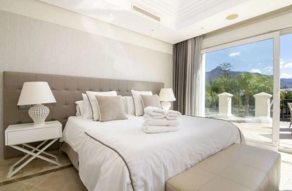 Casa independiente en avenida del Prado