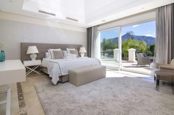 Casa independiente en avenida del Prado