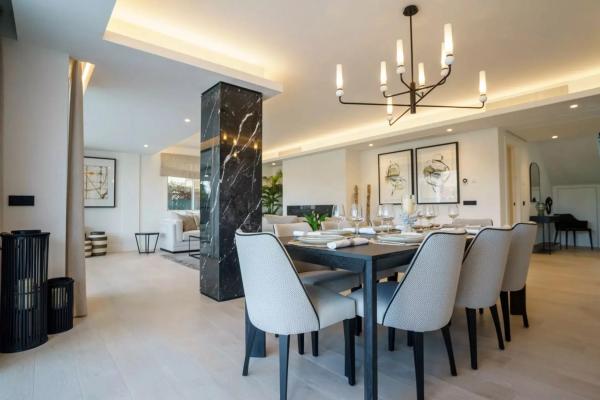 Casa independiente en avenida Generalife, 55