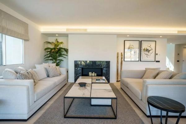 Casa independiente en avenida Generalife, 55