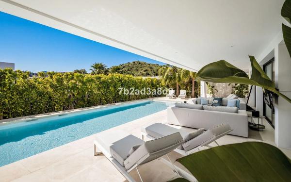 Chalet en avenida Generalife