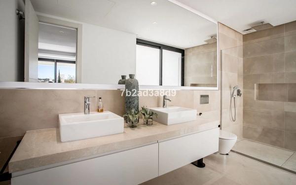 Chalet en avenida Generalife