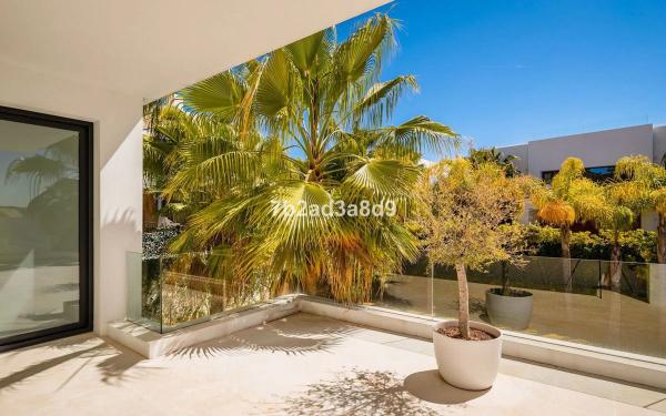 Chalet en avenida Generalife