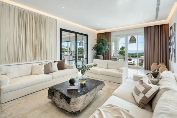 Casa independiente en calle Pléyades