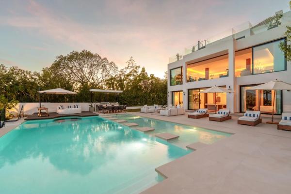 Casa independiente en Urbanizacion n Andalucia 1f