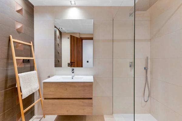 Piso en Urbanizacion n Andalucia j, 9