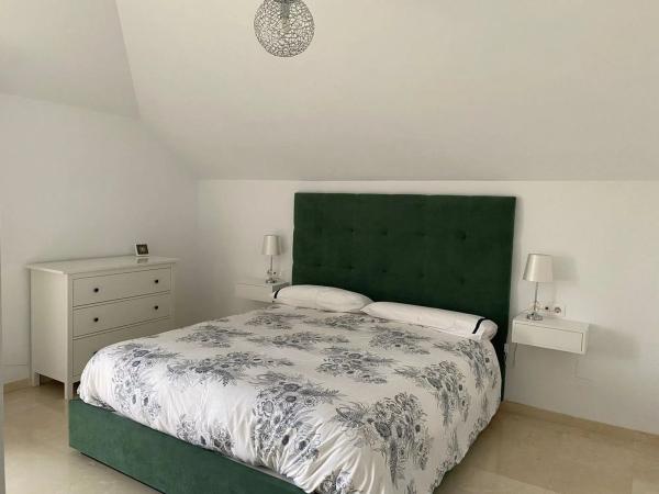 Dúplex en Barrio Los Naranjos