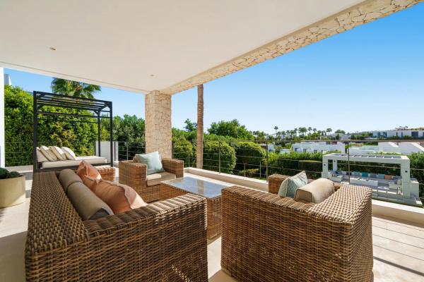 Casa independiente en calle Casiopea 5f, 29 -37