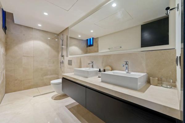 Casa independiente en calle Casiopea 5f, 29 -37