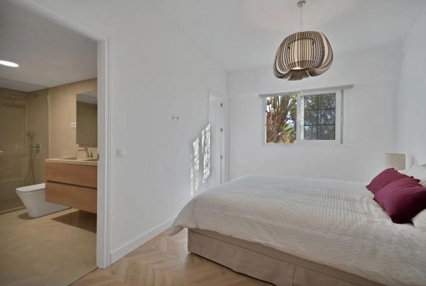 Chalet adosado en calle Pléyades