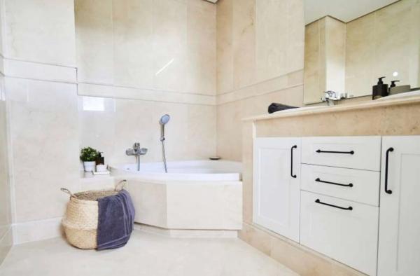 Piso en Urbanizacion n Andalucia j, 20