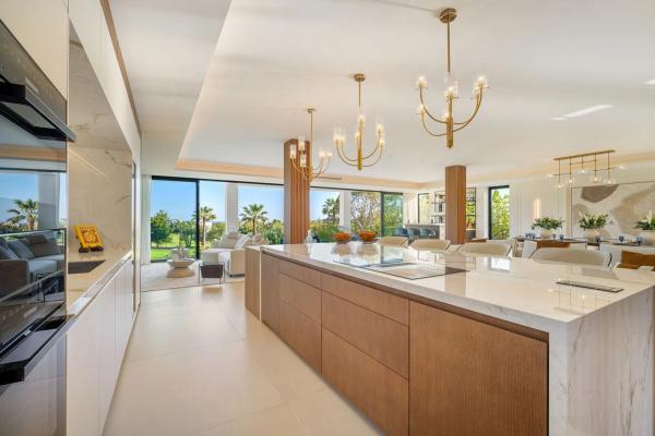 Casa independiente en Urbanizacion n Andalucia 1f, 105