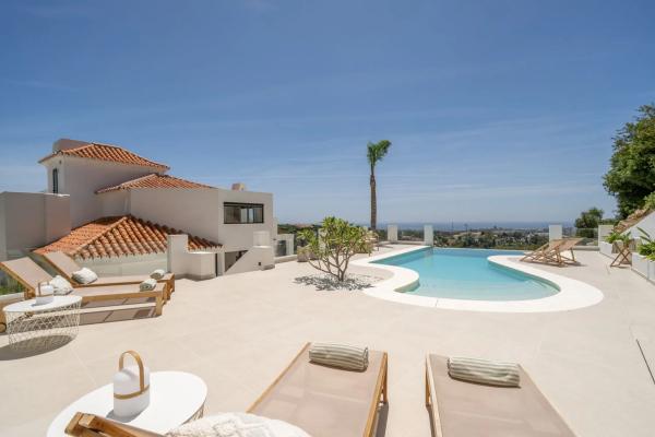 Casa independiente en calle Aries, 25