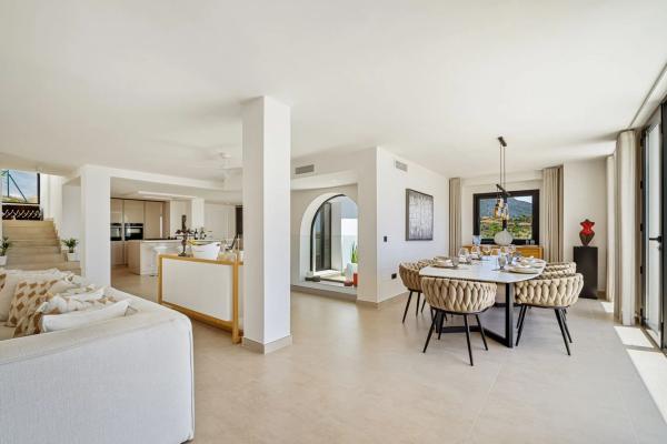 Casa independiente en calle Aries, 25