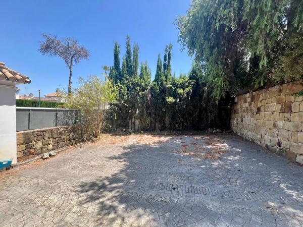 Casa independiente en calle Aries, 43