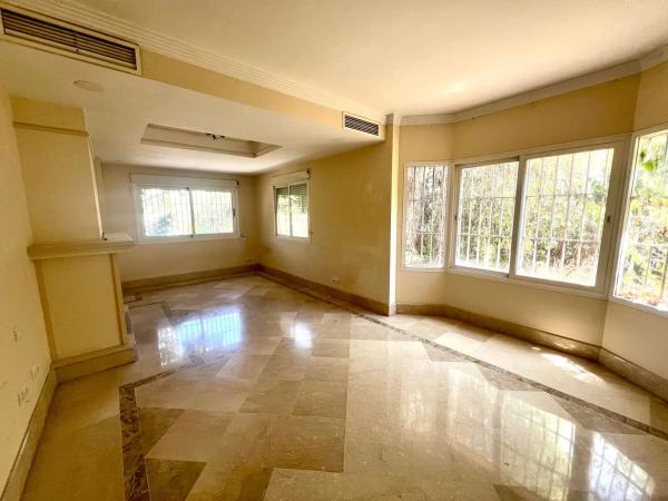 Casa independiente en calle Aries, 43