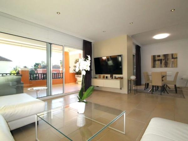 Casa independiente en calle Pléyades, 10 -36