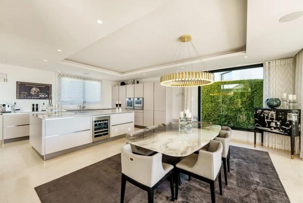 Casa independiente en calle Haza del Conde