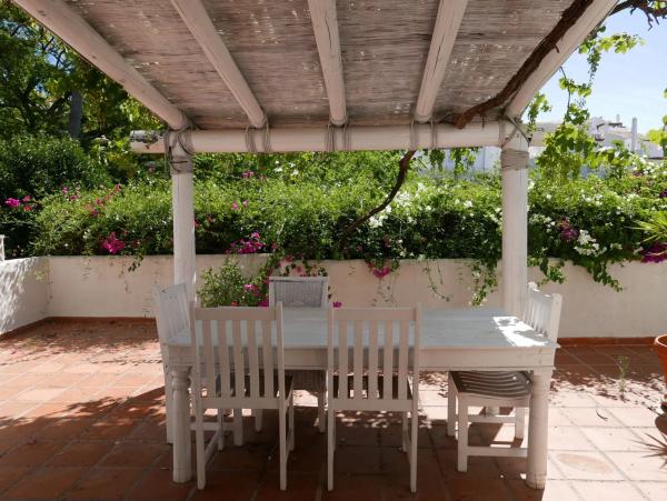 Casa independiente en Urbanizacion Nueva Andalucia 4j