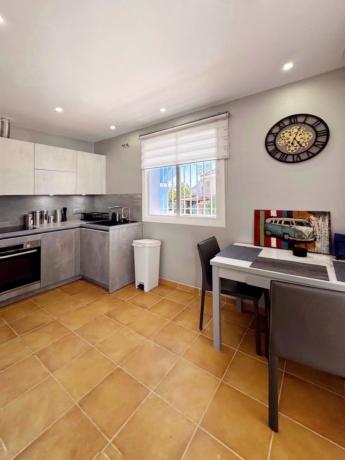 Chalet adosado en Urbanización Aloha Lake