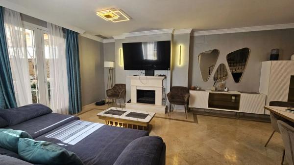 Chalet adosado en Vía