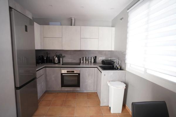 Chalet adosado en Urbanización Aloha Lake, 18