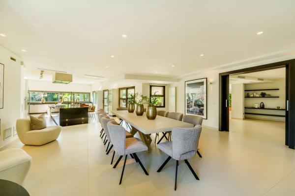 Casa independiente en calle Cruz del Sur