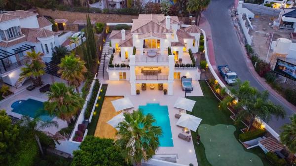 Casa independiente en calle Artemisa