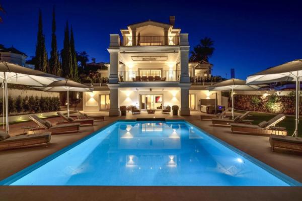 Casa independiente en calle Artemisa