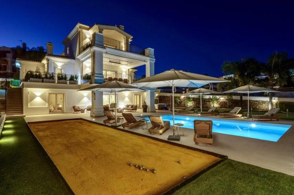 Casa independiente en calle Artemisa