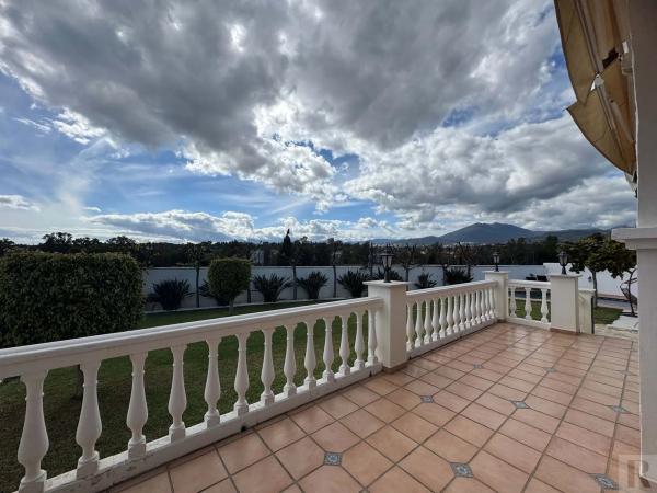 Chalet en Barrio Las Lomas de Río Verde