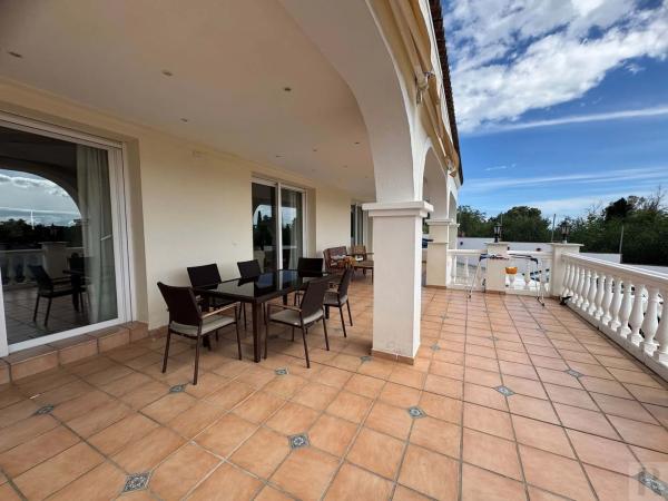 Chalet en Barrio Las Lomas de Río Verde