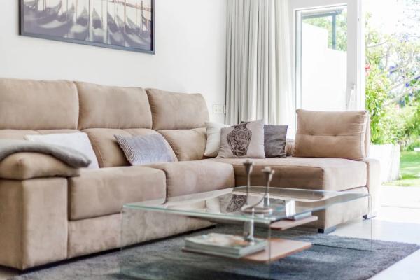 Chalet adosado en calle el Califa