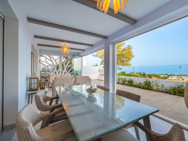 Chalet en calle 18b Nva Andaluc