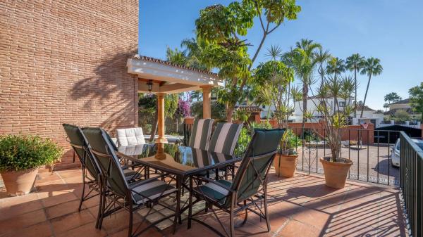 Chalet en calle el Califa