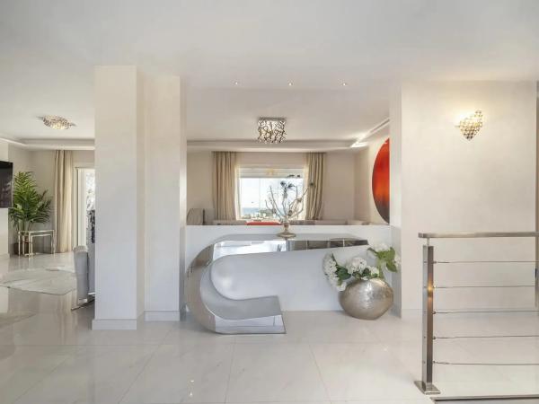 Chalet en calle 18b Nva Andaluc