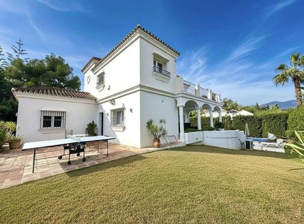 Casa independiente en calle el Califa