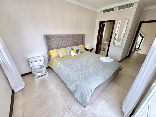 Casa independiente en calle el Califa