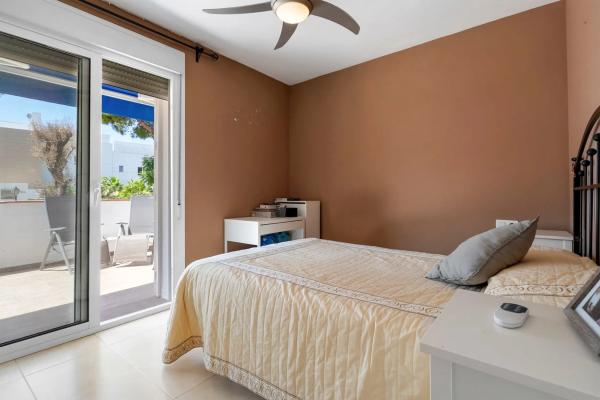 Piso en calle las Hortensias, 31