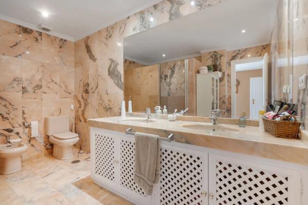 Piso en calle las Hortensias, 31